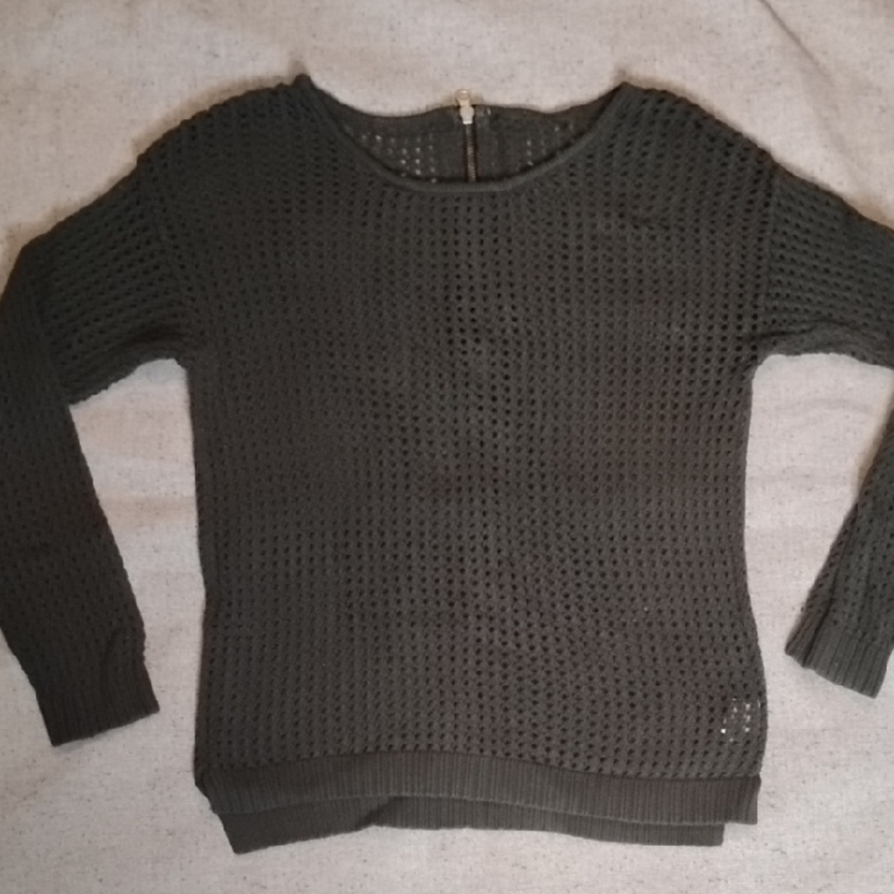Dark Green Knit Crew Neck Sweater With Zipper In Back
